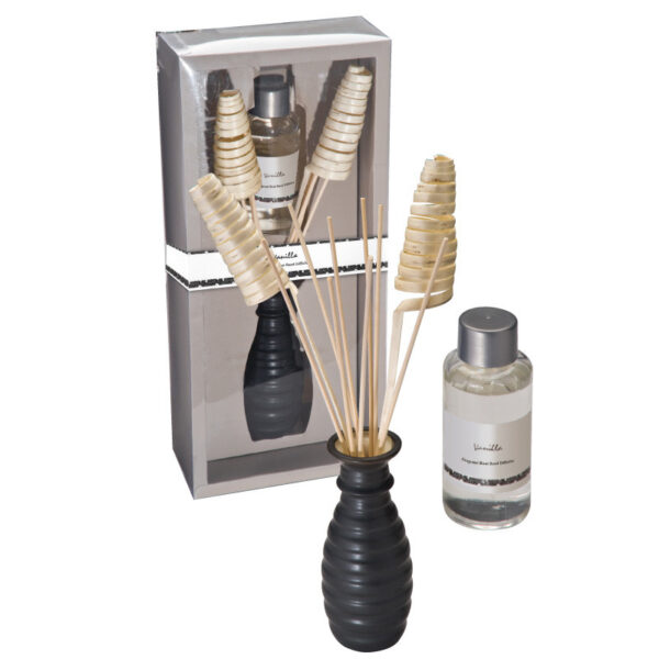 Vanilla fragrance set in a black vase